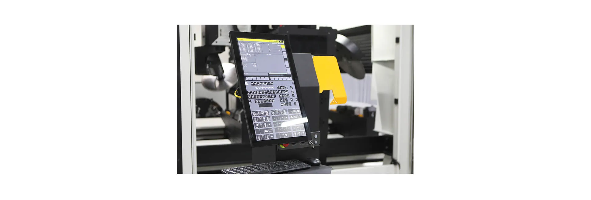 Centre de découpe et d&rsquo;usinage de profilés CNC INO Apollo à 5 axes
