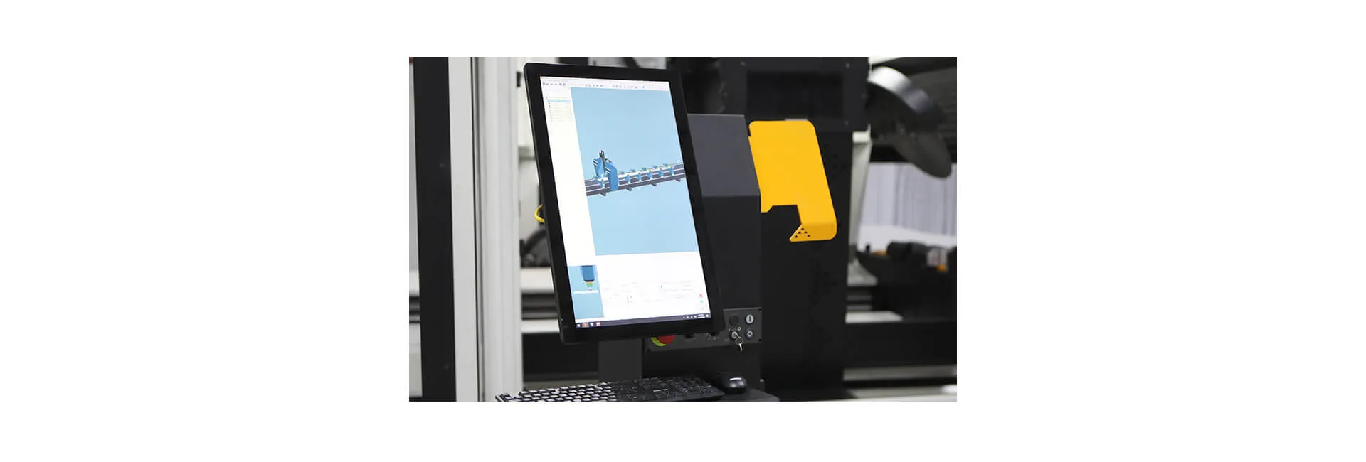 Centre de découpe et d&rsquo;usinage de profilés CNC INO Apollo à 5 axes