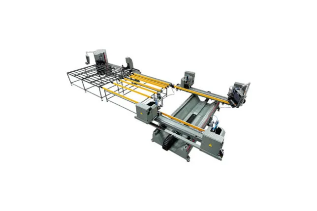 Ino MILANO – Ligne de soudage PVC à 4 têtes et de nettoyage des angles par CNC